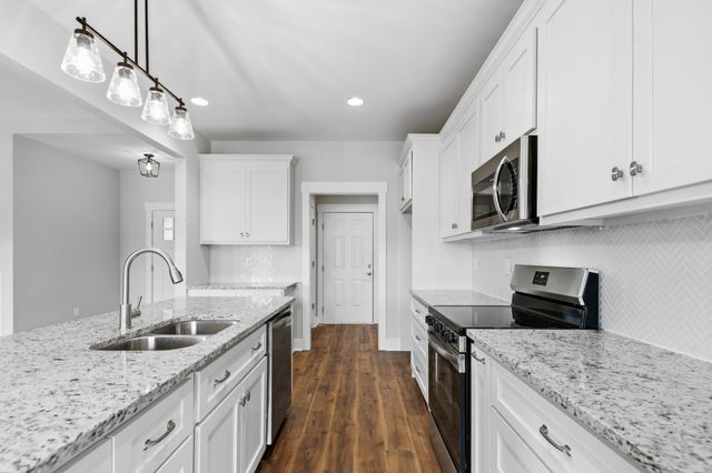 370 Dugout Rd, Summertown, TN 38483