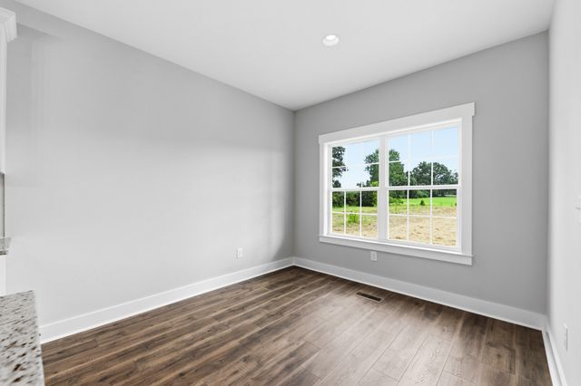 370 Dugout Rd, Summertown, TN 38483