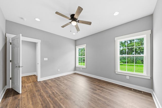 370 Dugout Rd, Summertown, TN 38483