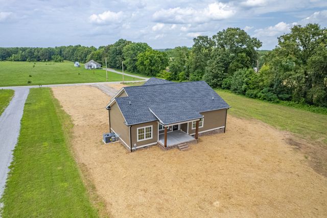 370 Dugout Rd, Summertown, TN 38483