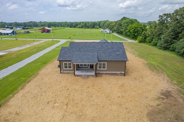 370 Dugout Rd, Summertown, TN 38483
