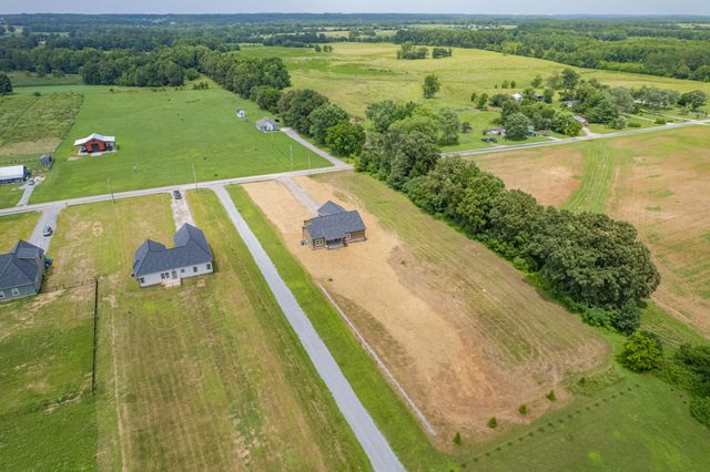 370 Dugout Rd, Summertown, TN 38483
