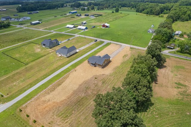 370 Dugout Rd, Summertown, TN 38483