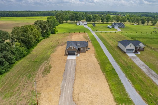 370 Dugout Rd, Summertown, TN 38483