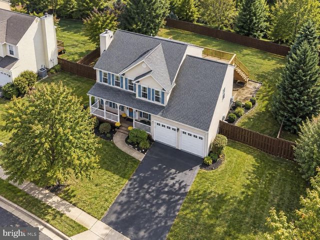 13116 QUEENSDALE DR, Woodbridge, VA 22193