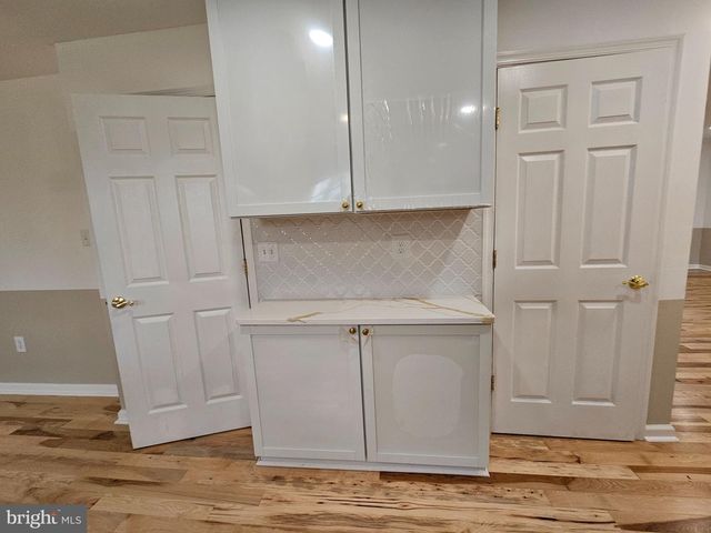 13116 QUEENSDALE DR, Woodbridge, VA 22193
