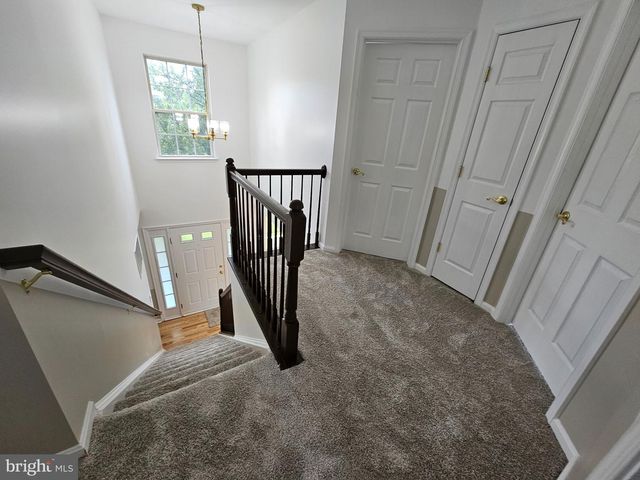 13116 QUEENSDALE DR, Woodbridge, VA 22193