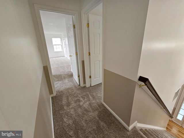 13116 QUEENSDALE DR, Woodbridge, VA 22193