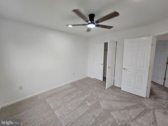 13116 QUEENSDALE DR, Woodbridge, VA 22193
