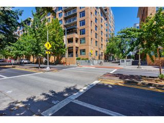 701 COLUMBIA St 702, Vancouver, WA 98660