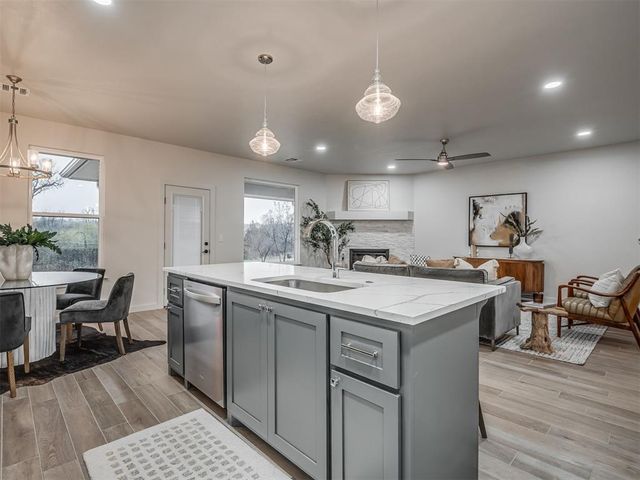 11425 Blue Heron Creek, Guthrie, OK 73044