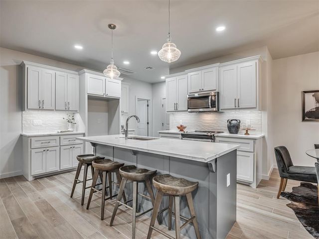 11425 Blue Heron Creek, Guthrie, OK 73044