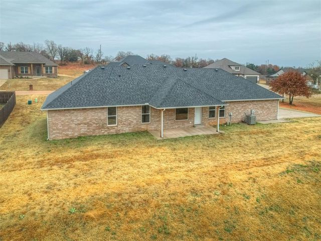 11425 Blue Heron Creek, Guthrie, OK 73044