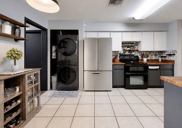 1125 HARDWOOD DRIVE, Valrico, FL 33596