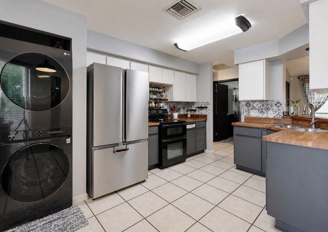 1125 HARDWOOD DRIVE, Valrico, FL 33596