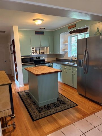 219 KENSINGTON AVENUE, Deland, FL 32724