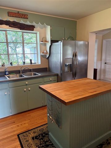 219 KENSINGTON AVENUE, Deland, FL 32724