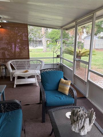 219 KENSINGTON AVENUE, Deland, FL 32724