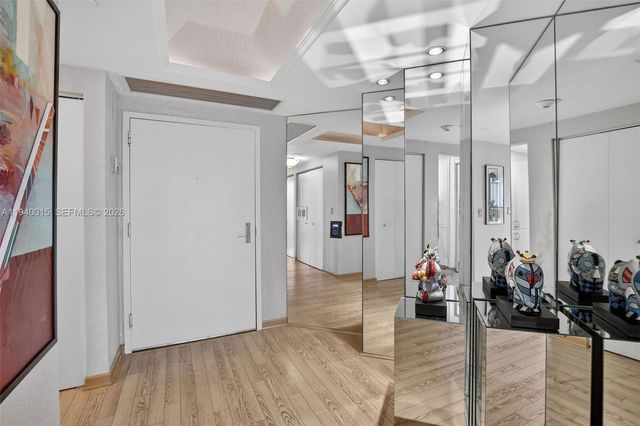 3000 Island Blvd 502, Aventura, FL 33160