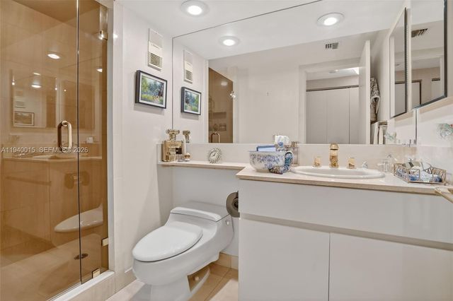 3000 Island Blvd 502, Aventura, FL 33160