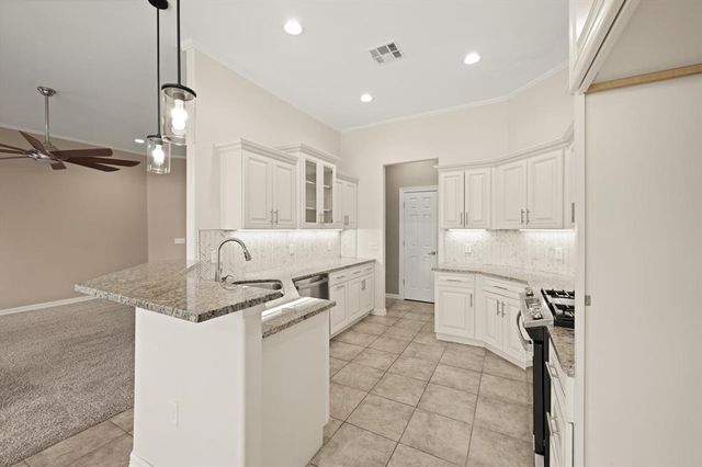 8816 NW 114th Street, Oklahoma City, OK 73162
