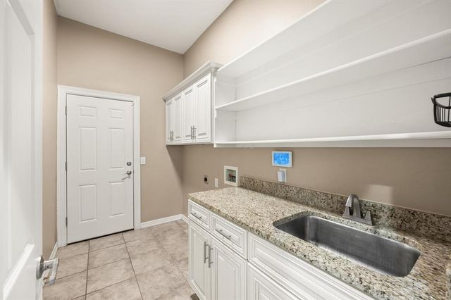 8816 NW 114th Street, Oklahoma City, OK 73162