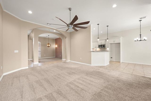 8816 NW 114th Street, Oklahoma City, OK 73162