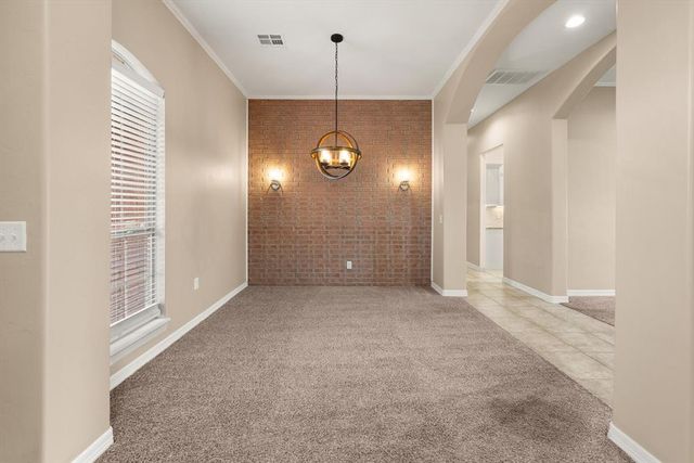 8816 NW 114th Street, Oklahoma City, OK 73162