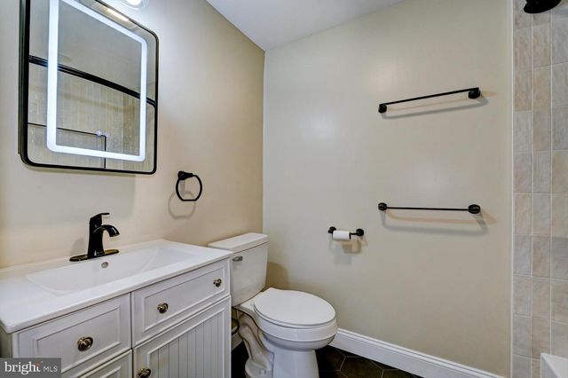 227 RANDALL AVE, Hamilton, NJ 08610