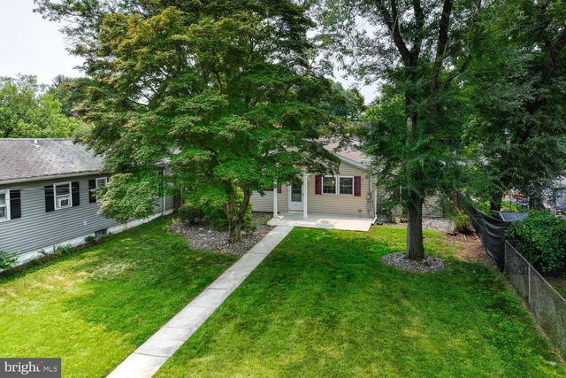 227 RANDALL AVE, Hamilton, NJ 08610
