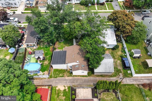 227 RANDALL AVE, Hamilton, NJ 08610