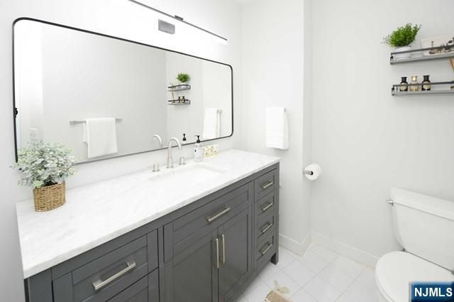 13 Orangeburgh Road, Old Tappan, NJ 07675