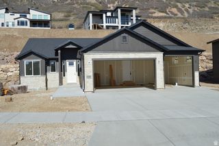 3038 N MOUNTAIN RD #215, North Ogden, UT 84414