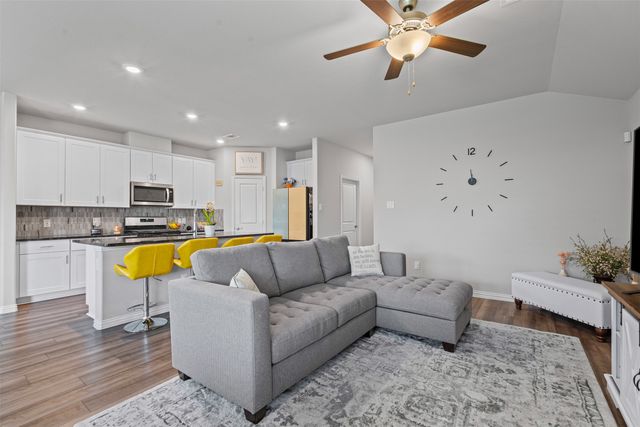 10637 Brookshire Road, Fort Worth, TX 76126