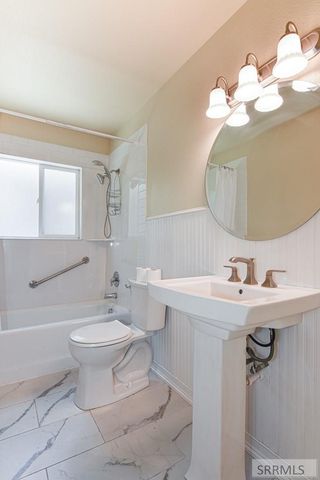 360 N Ridge Avenue, Idaho Falls, ID 83402