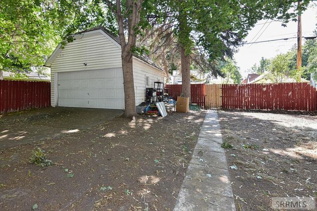 360 N Ridge Avenue, Idaho Falls, ID 83402