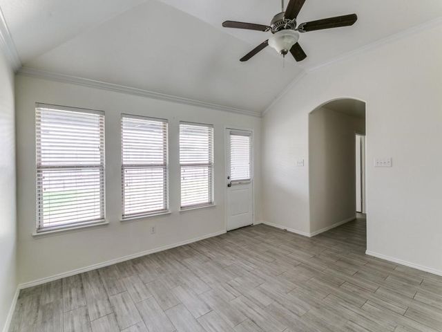 600 Pollyann Trail, Fort Worth, TX 76052