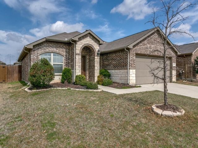 600 Pollyann Trail, Fort Worth, TX 76052
