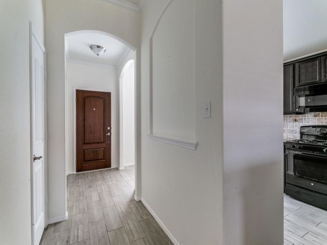 600 Pollyann Trail, Fort Worth, TX 76052