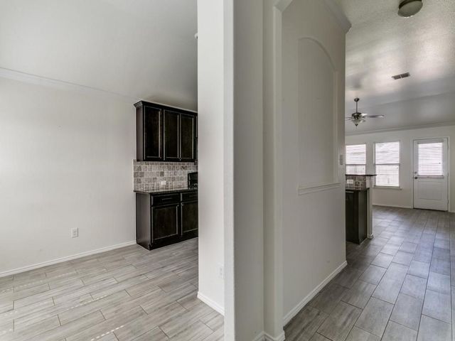 600 Pollyann Trail, Fort Worth, TX 76052