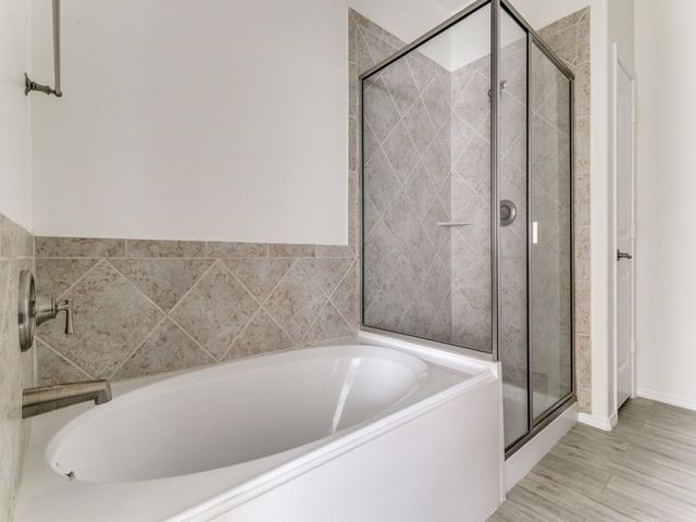 600 Pollyann Trail, Fort Worth, TX 76052