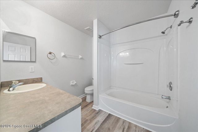 990 Luminary Circle 105, Melbourne, FL 32901