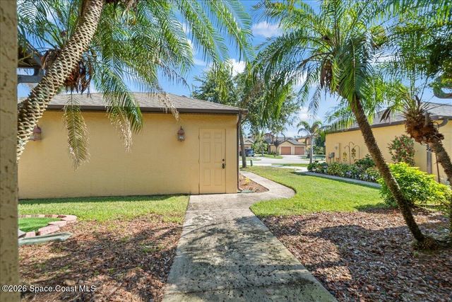 990 Luminary Circle 105, Melbourne, FL 32901
