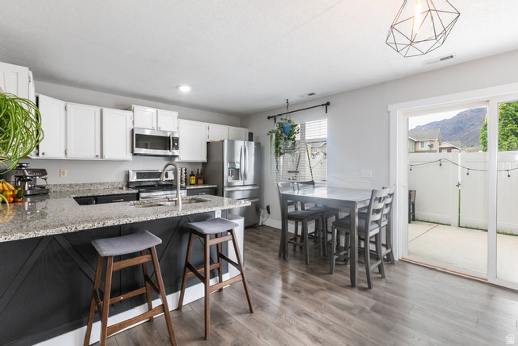 134 W 2525 N, Harrisville, UT 84414