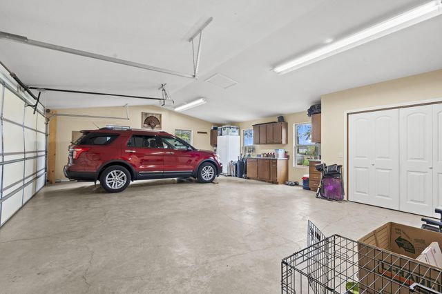 839 Old Wilderness Road, Reeds Spring, MO 65737