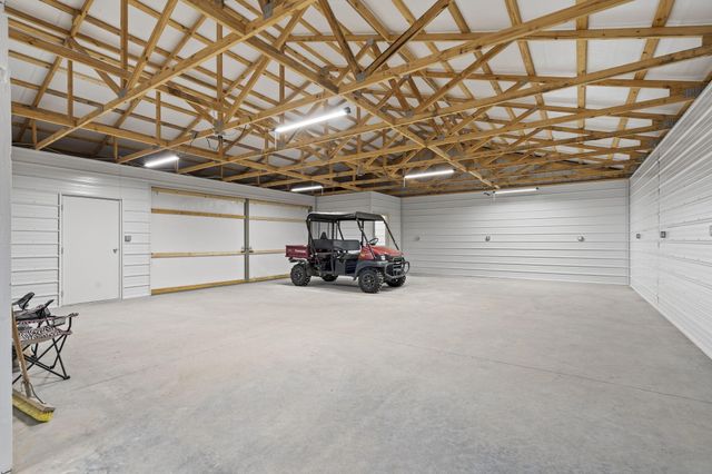 839 Old Wilderness Road, Reeds Spring, MO 65737