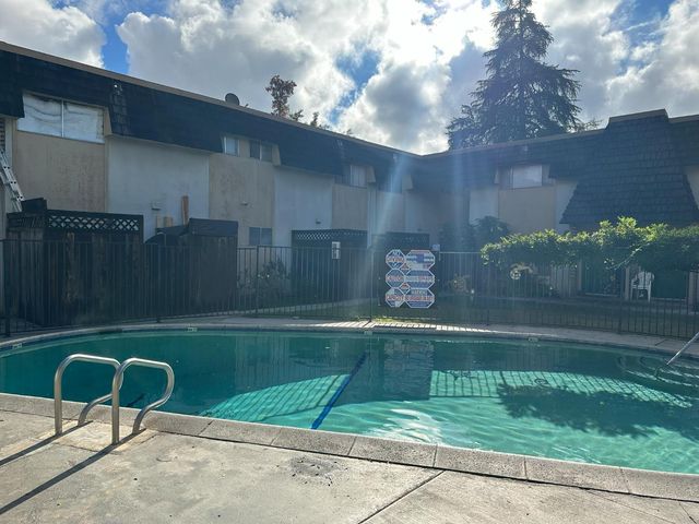 3109 N Thorne Avenue, Fresno, CA 93704