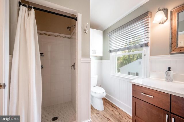 6329 NICHOLSON ST, Falls Church, VA 22044