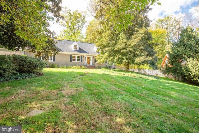 6329 NICHOLSON ST, Falls Church, VA 22044