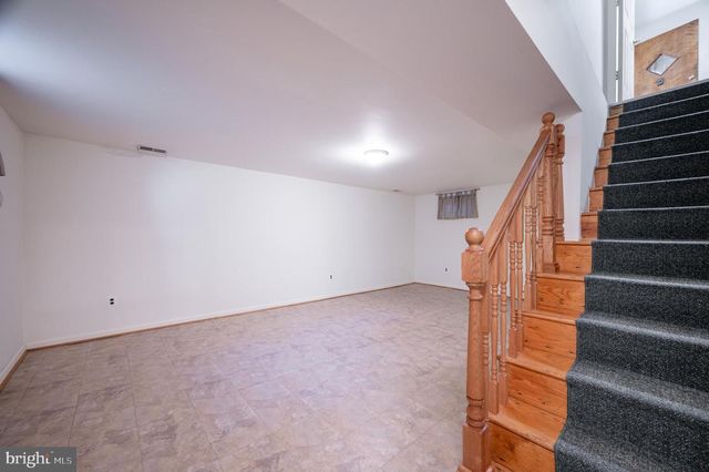 6329 NICHOLSON ST, Falls Church, VA 22044